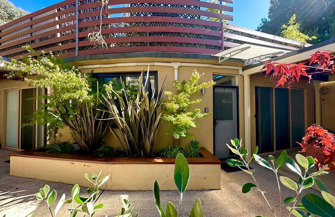Full Circle Apartments-1