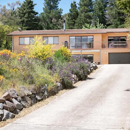 Jindabyne Peaceful Lakeside Escape-3