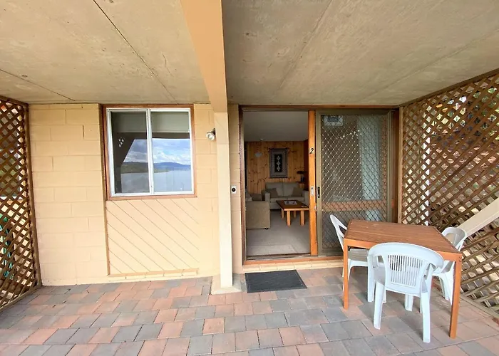 Seeblick 2 - 1Br Lakefront Apartment L Central Location L Off-Street Parking Jindabyne