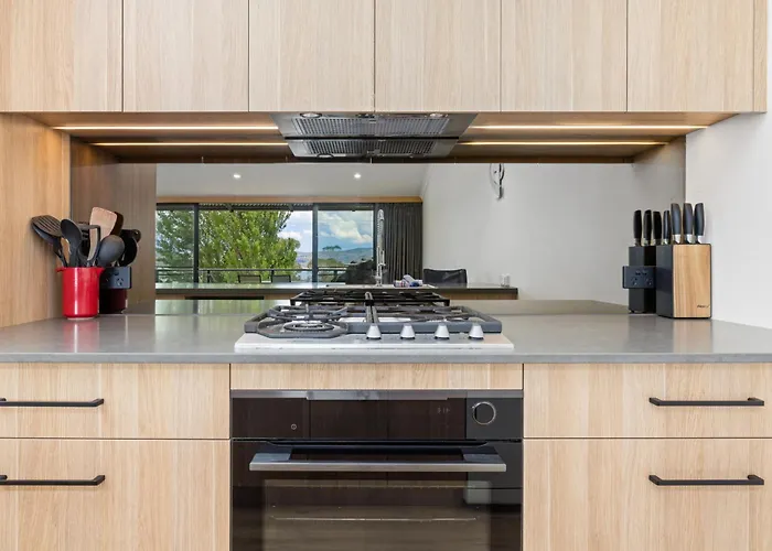 Stockyards 3 - Jindabyne Luxury Townhouse Apartment