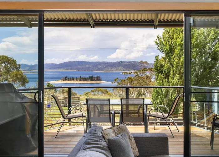 Stockyards 3 - Jindabyne Luxury Townhouse Apartment